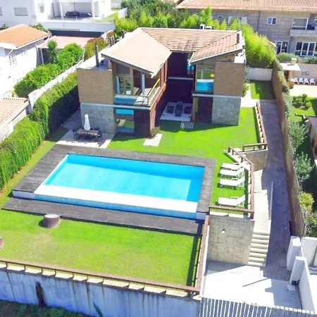 Сasa de vacaciones Beautiful Family House Nova De Gaia
